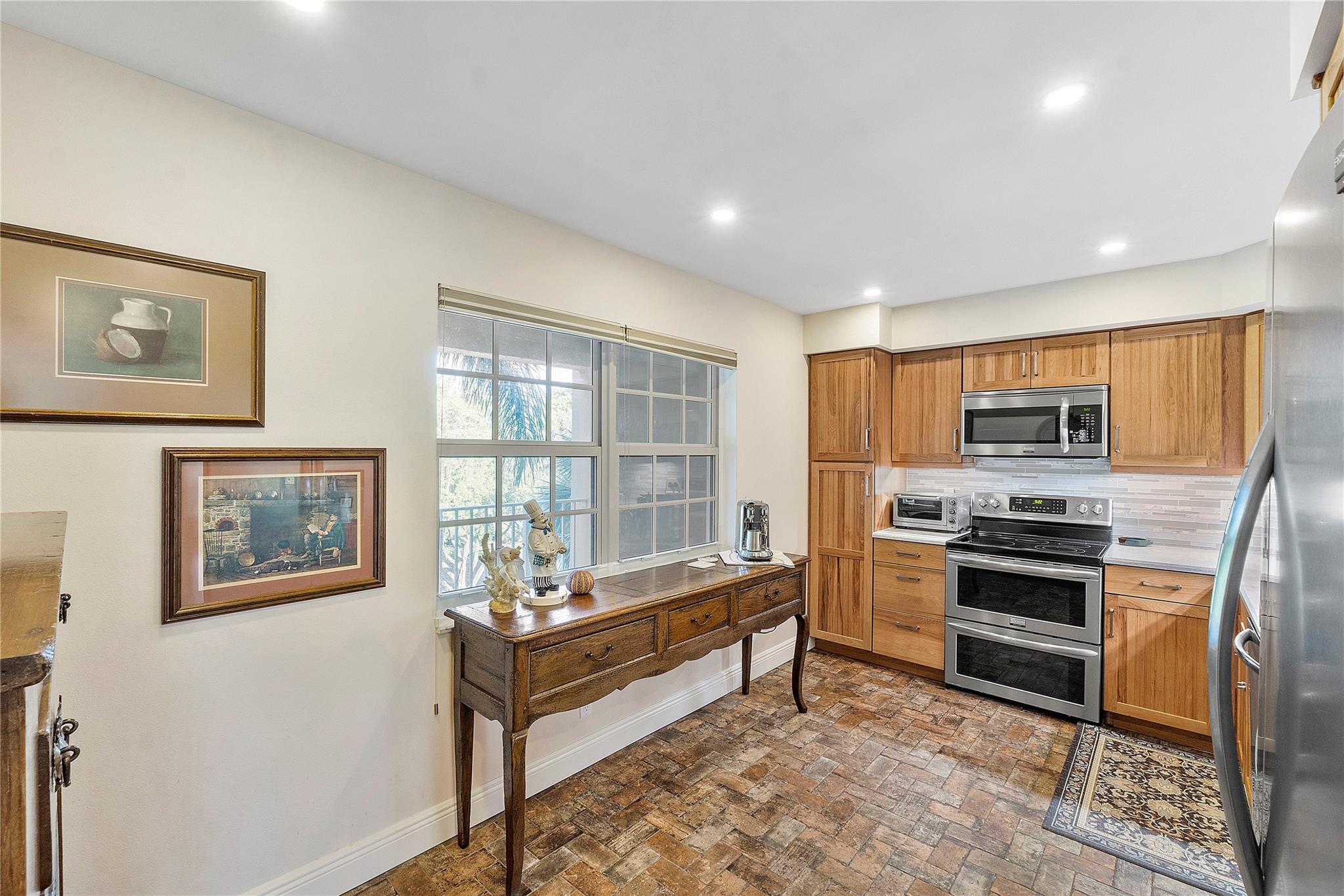 804 Cypress Grove Ln 407