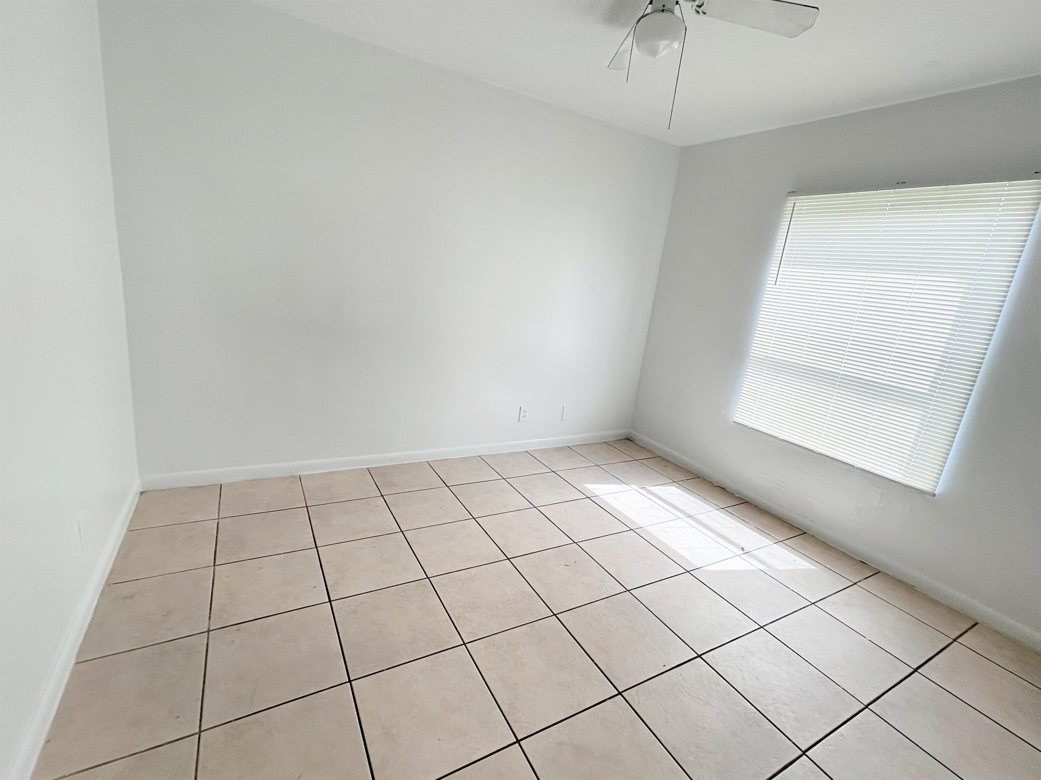 View photos, virtual tours, details... 22 Crossings Circle D