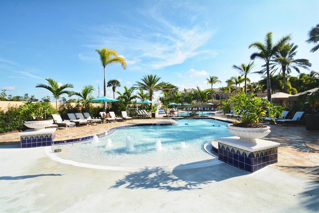 MIRASOL Palacio - Residential