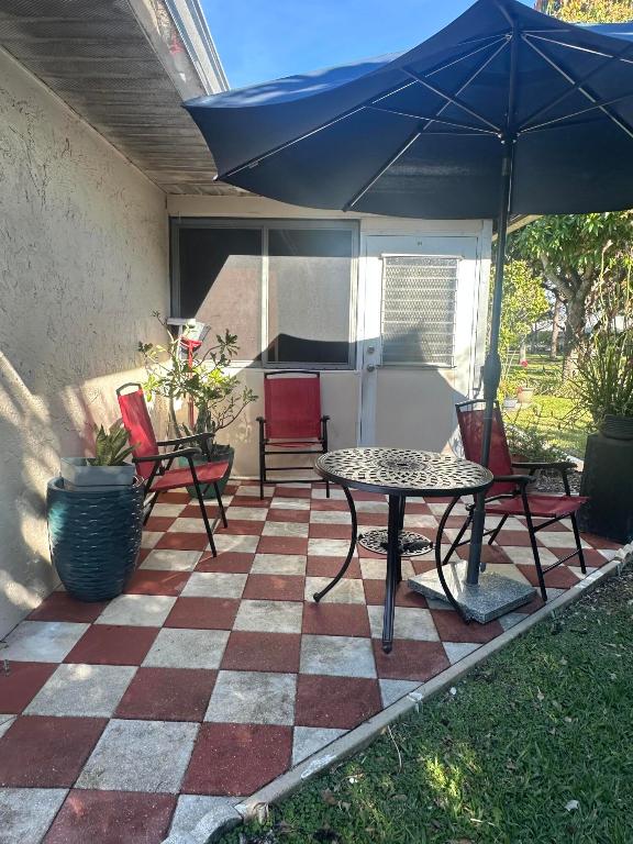 COVERED BRIDGE COND - Residential