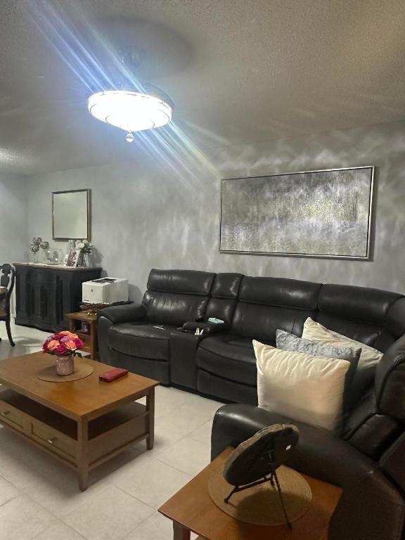 505 Holyoke Lane 505