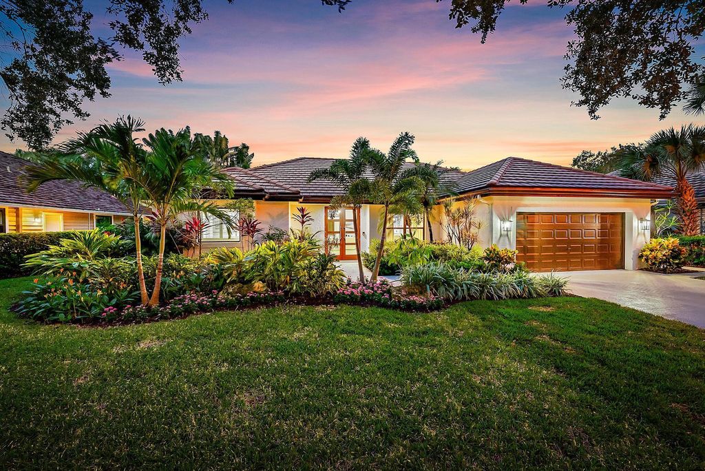 Photo of 6216 Winding Lake Drive, Jupiter, FL 33458 (MLS # R11032469)