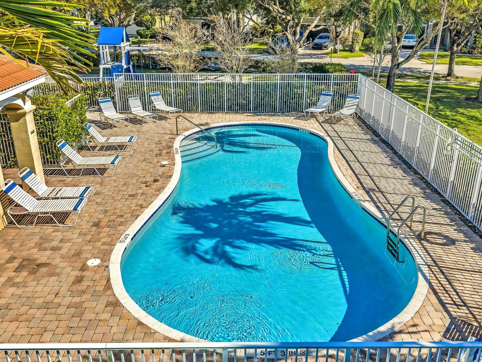 SABAL LAKES PH 4 - Residential