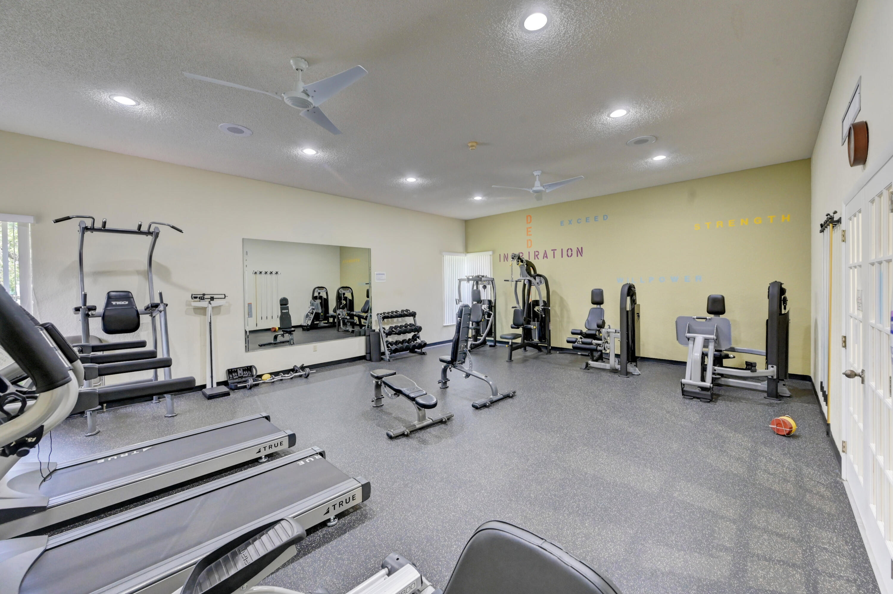CROSSWINDS PH II - Residential Lease