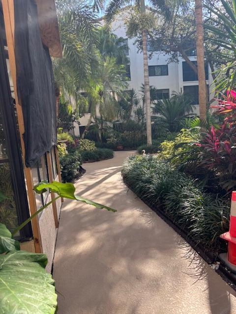 OCEAN TRAIL CONDO V - Residential