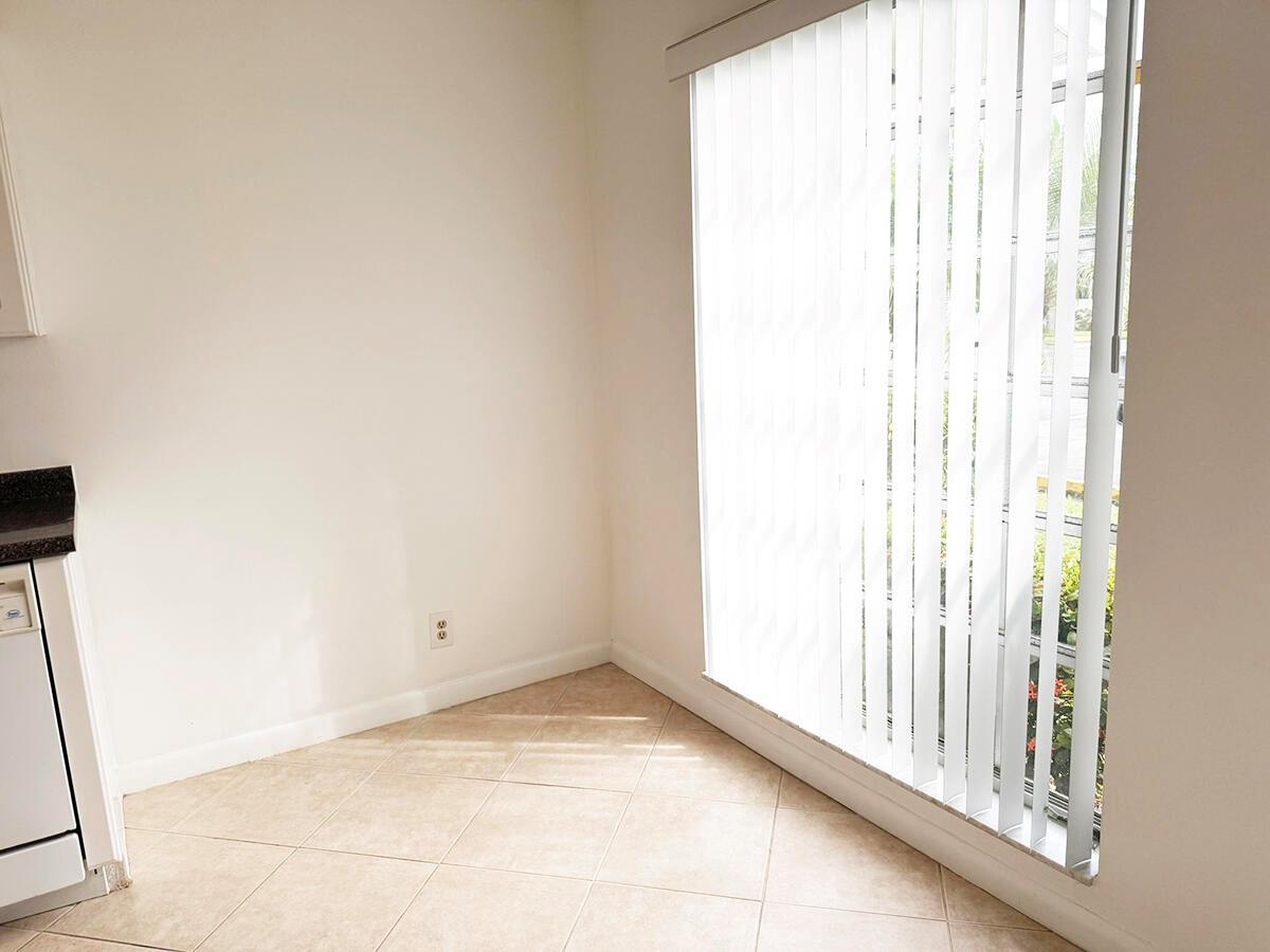 PALM GREENS 1 - Residential Lease