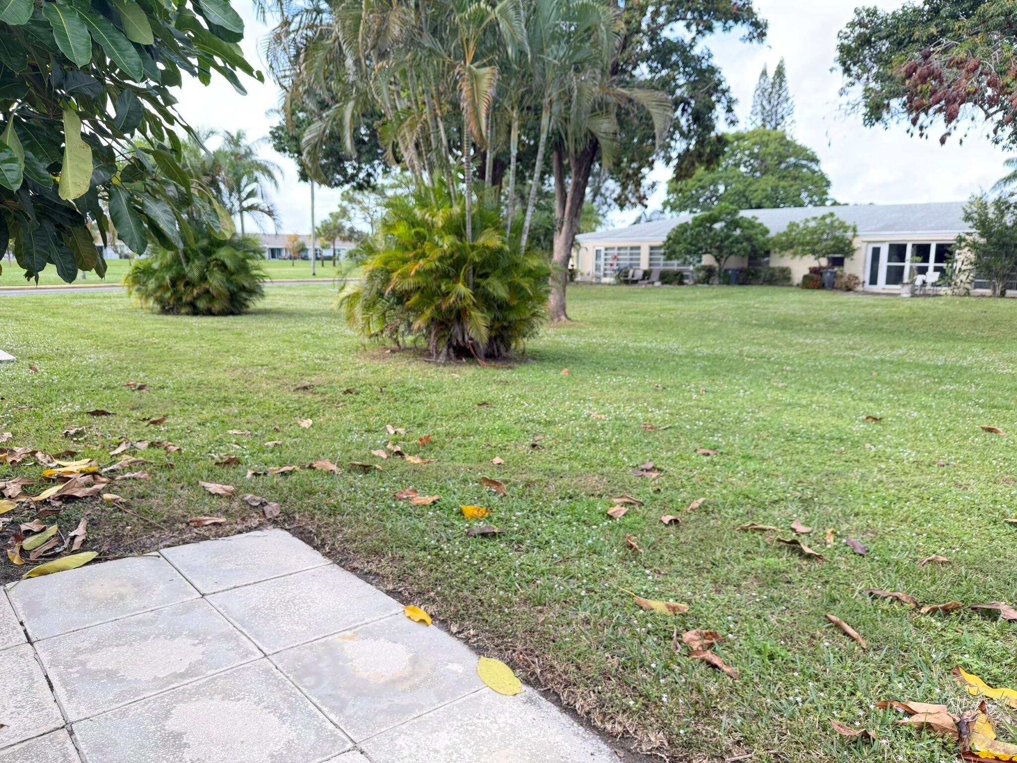 PALM GREENS 1 - Residential Lease