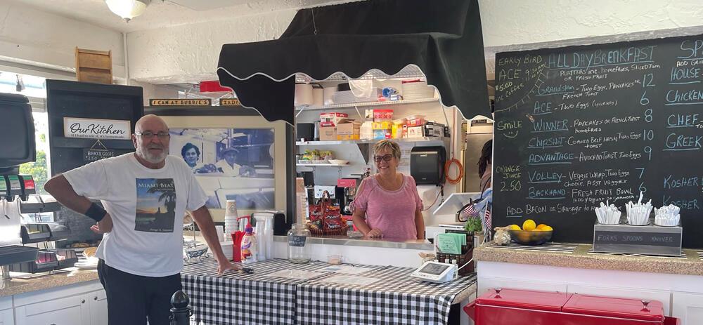 PALM GREENS 1 - Residential Lease