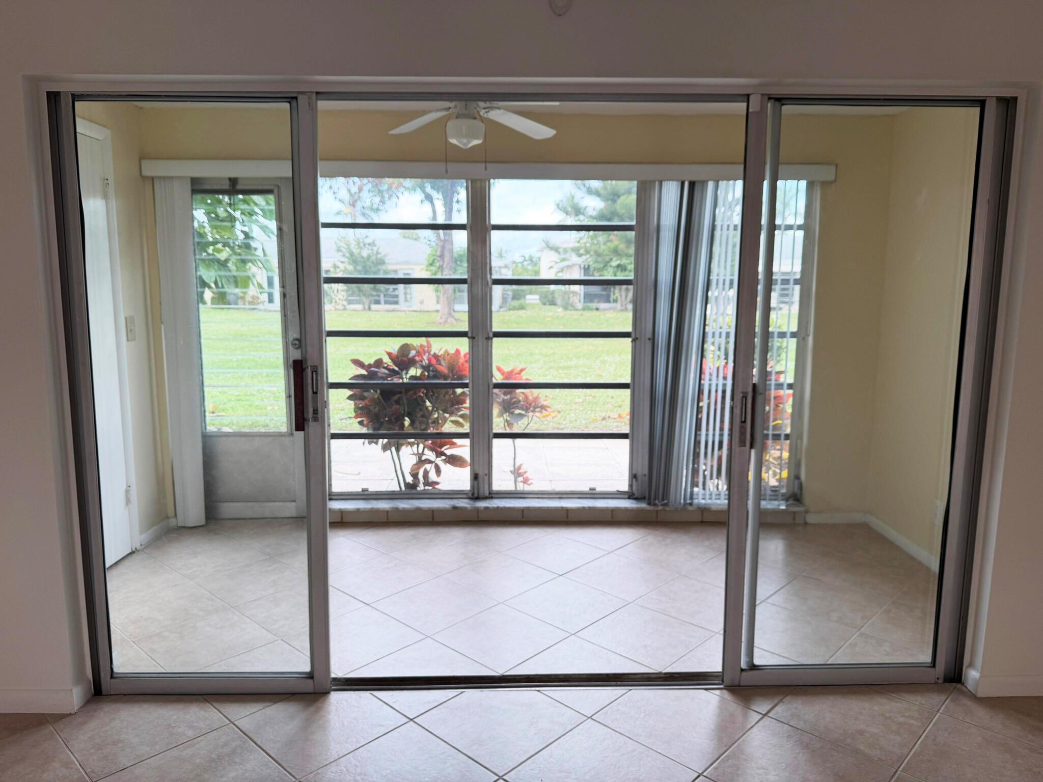 PALM GREENS 1 - Residential Lease