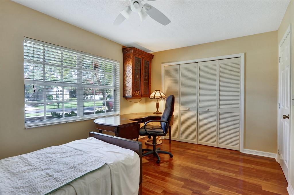 WHISPERING TRAILS - Residential