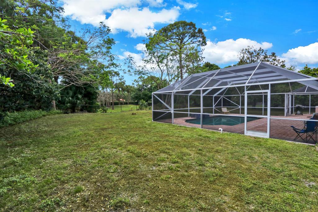 WHISPERING TRAILS - Residential