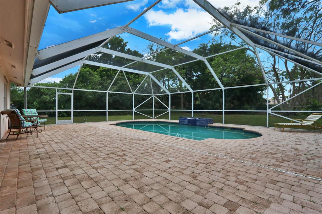 WHISPERING TRAILS - Residential