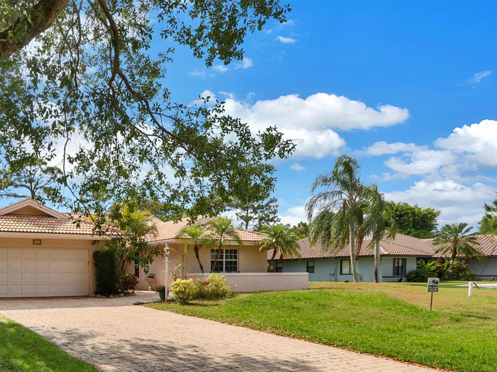 WHISPERING TRAILS - Residential