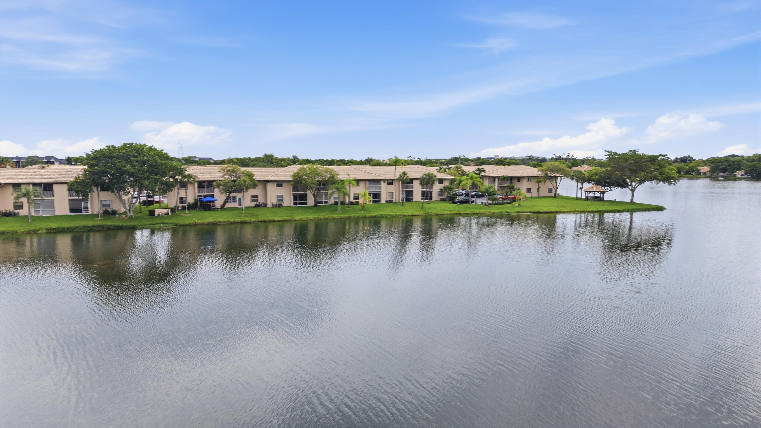 5501 Lakeside Drive 207