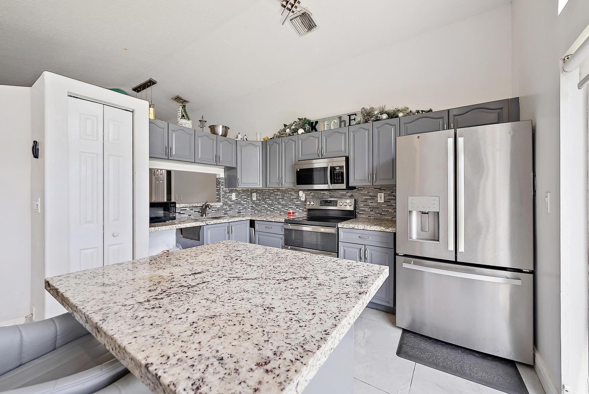 8193 Pelican Harbour Drive