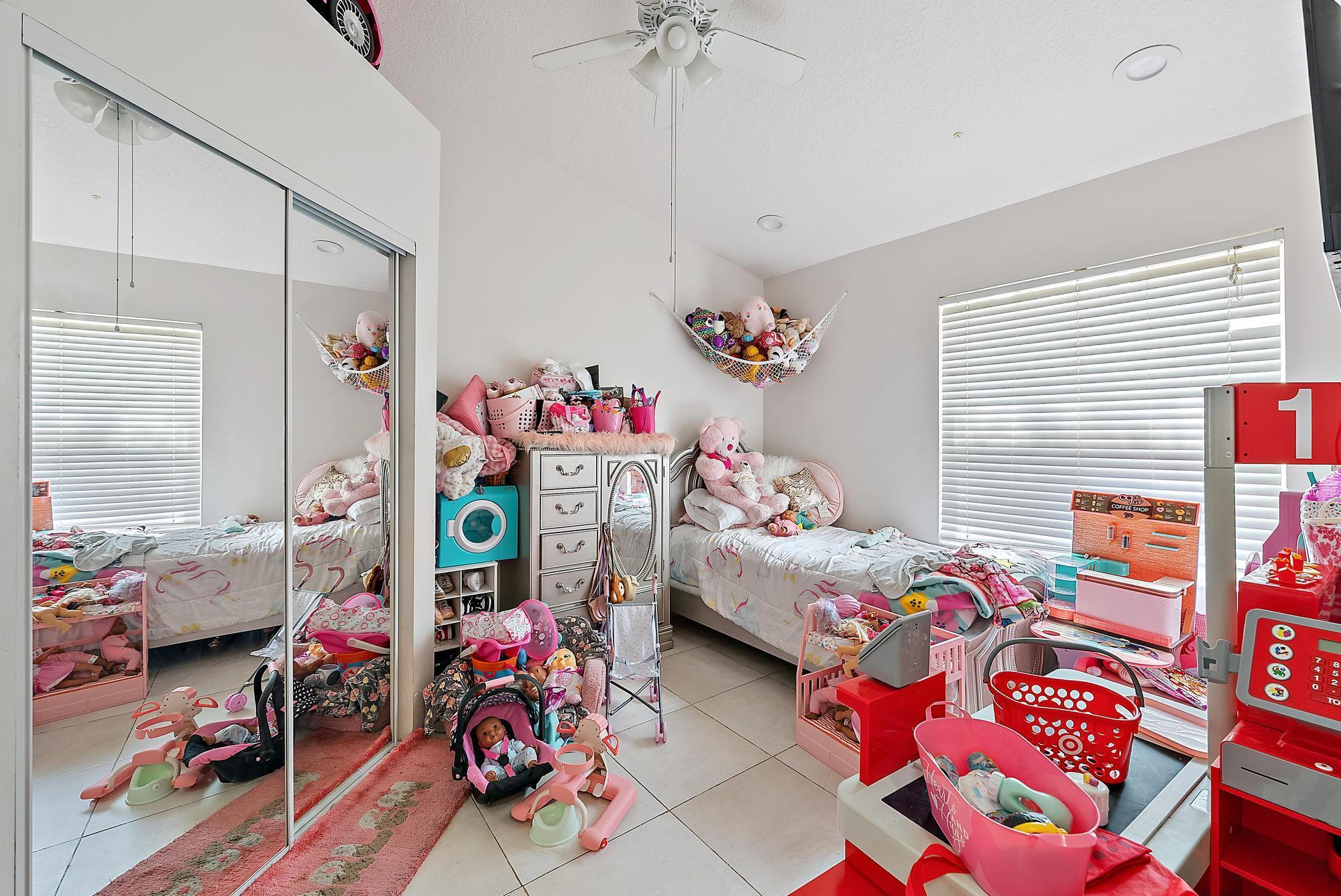 BALMORAL COUNTRY CLUB LACUNA POD C - Residential