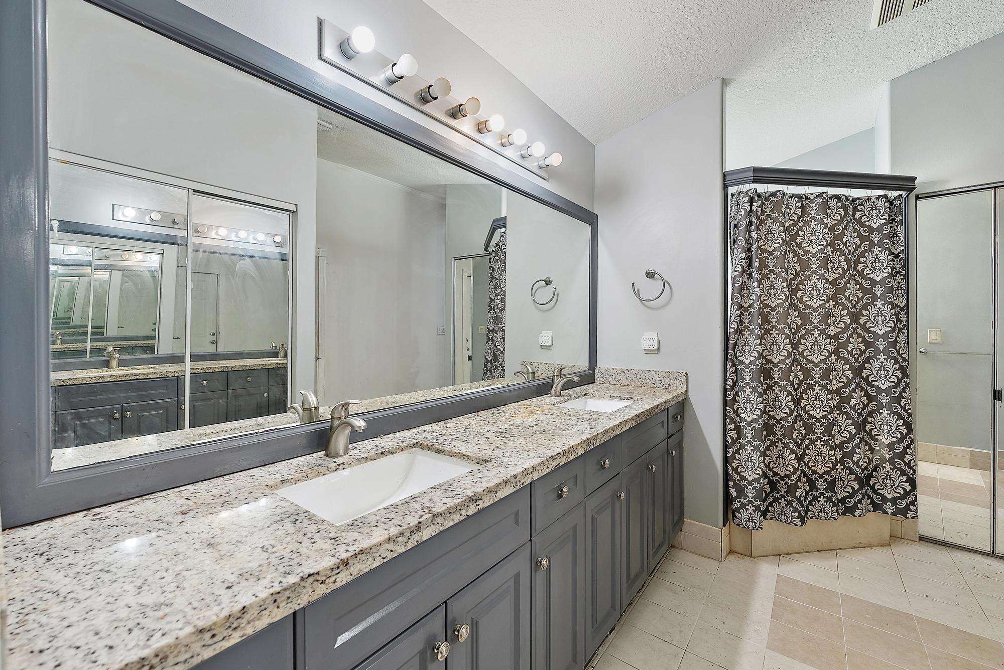 BALMORAL COUNTRY CLUB LACUNA POD C - Residential