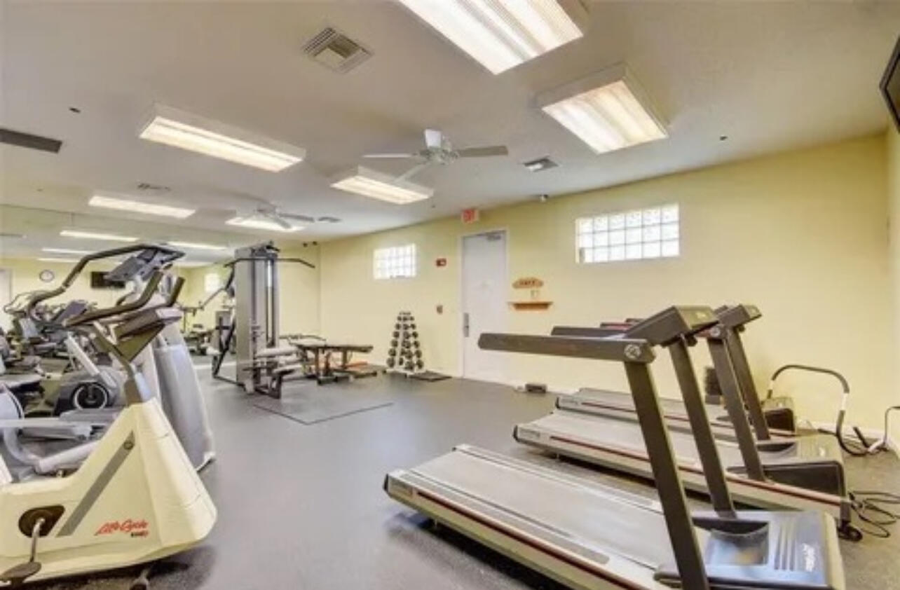 BALMORAL COUNTRY CLUB LACUNA POD C - Residential