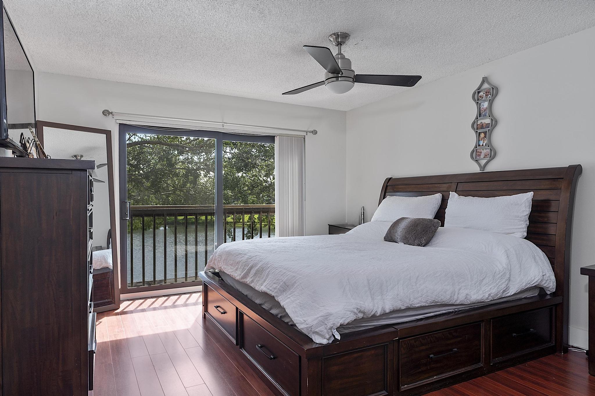 WESTVIEW CONDOMINIUM NO EIGHT - Residential