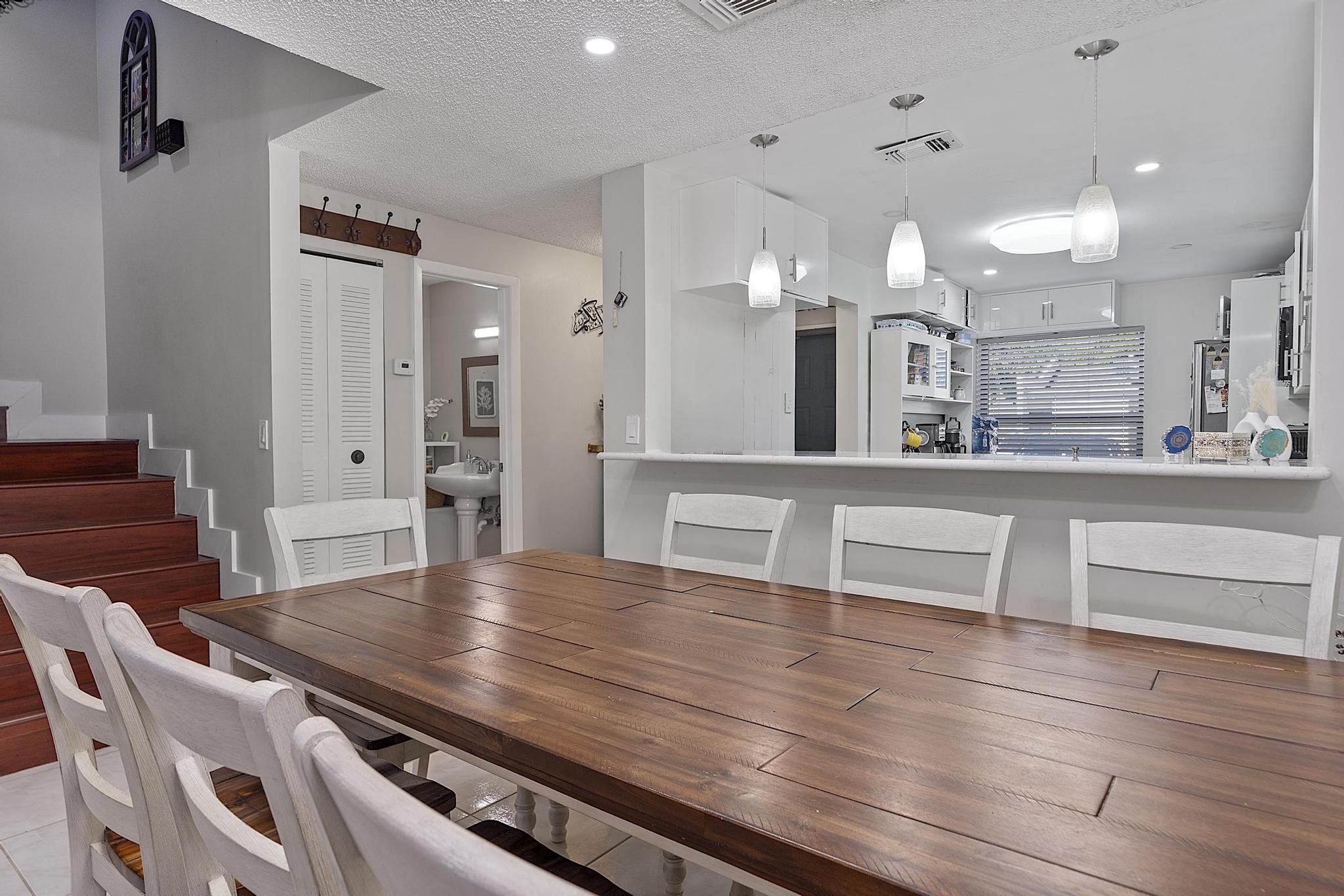 WESTVIEW CONDOMINIUM NO EIGHT - Residential