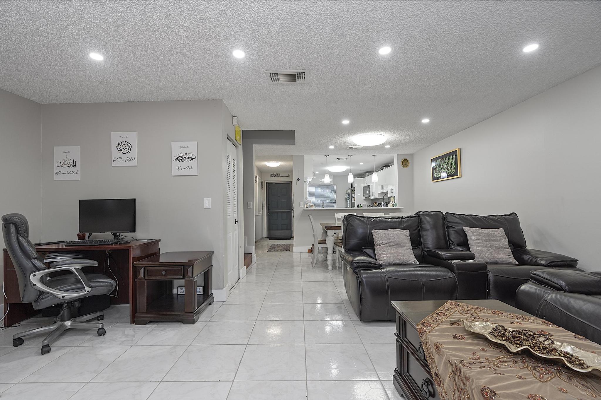 WESTVIEW CONDOMINIUM NO EIGHT - Residential