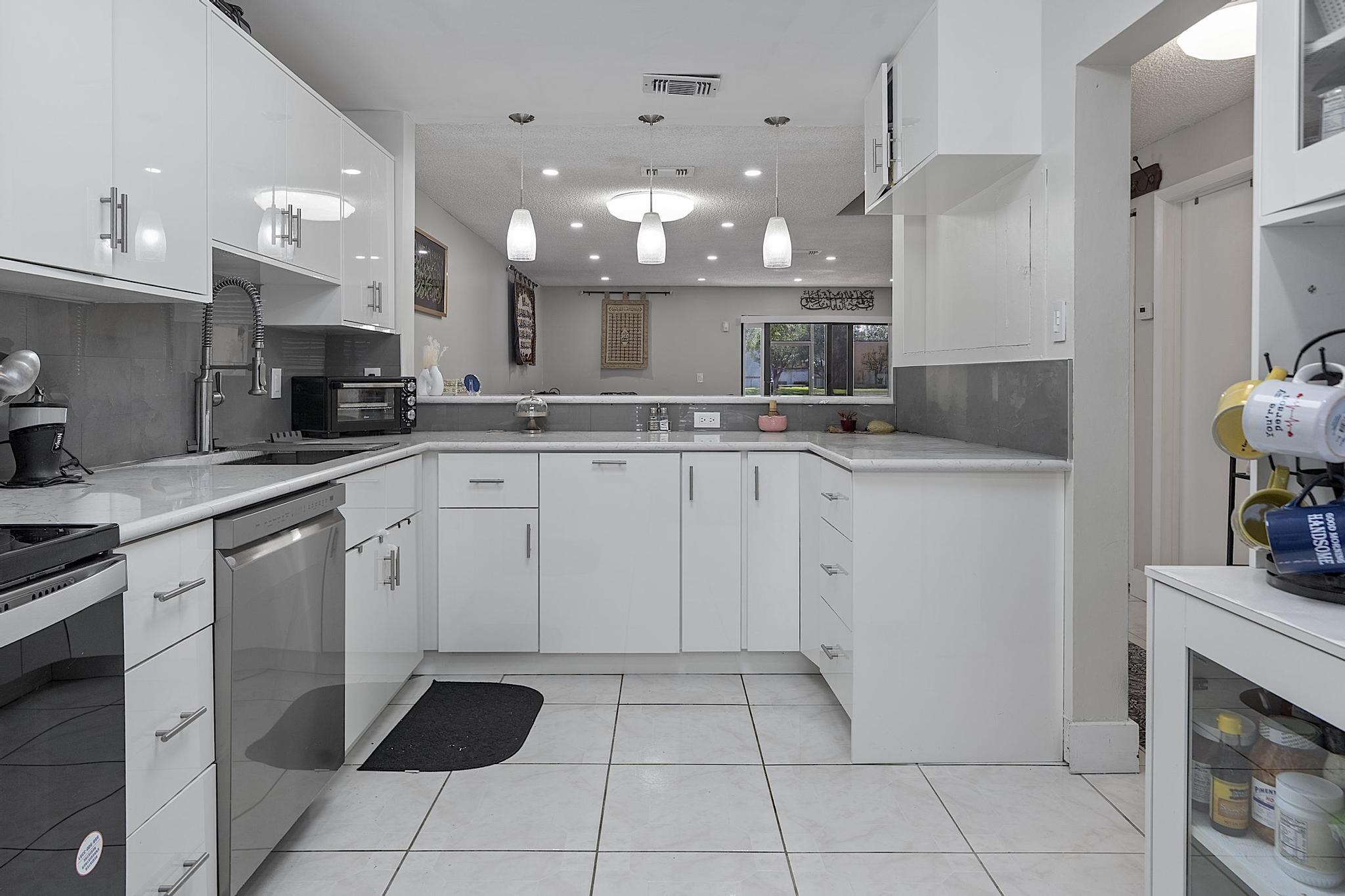 WESTVIEW CONDOMINIUM NO EIGHT - Residential