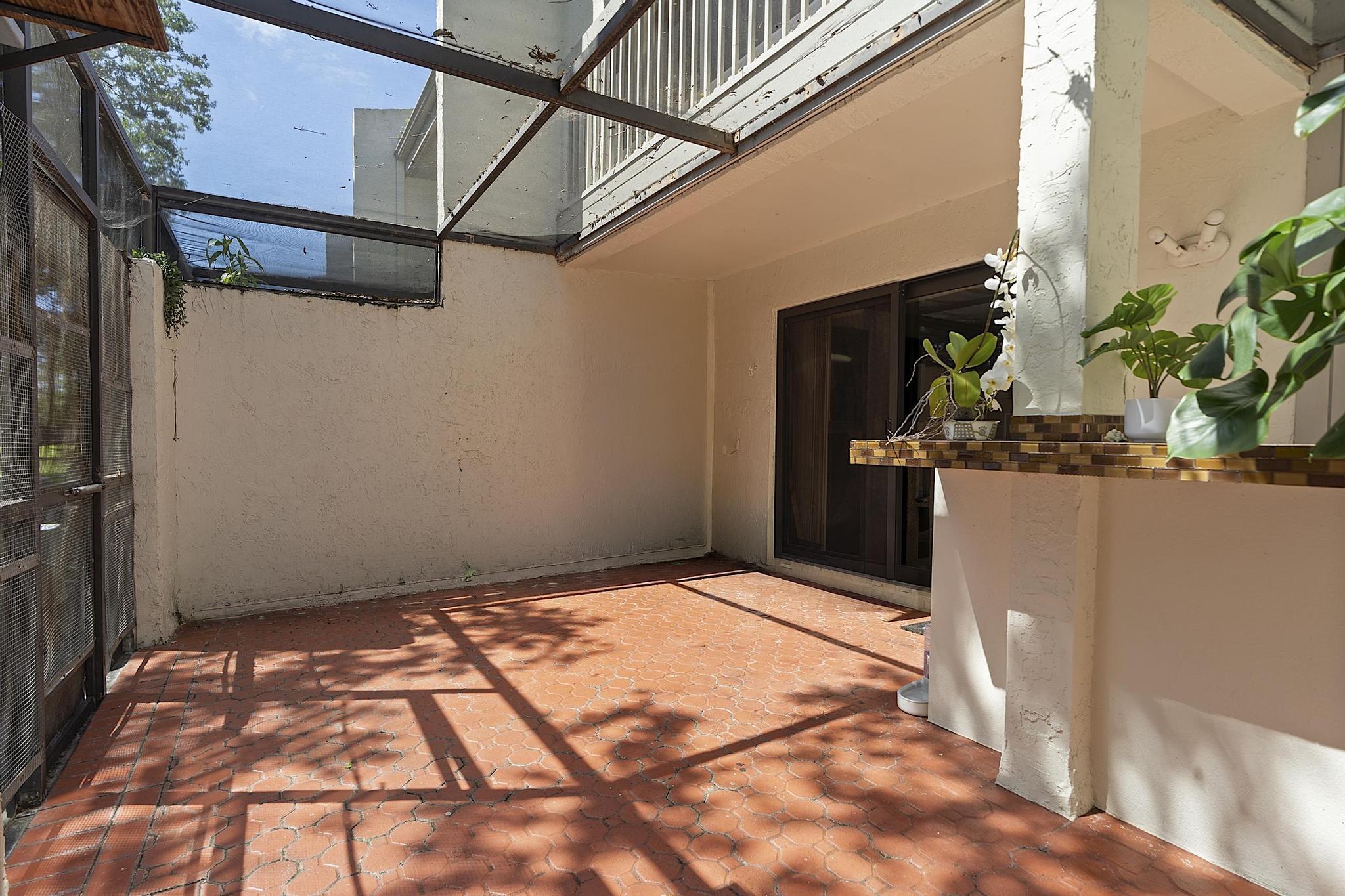 WESTVIEW CONDOMINIUM NO EIGHT - Residential