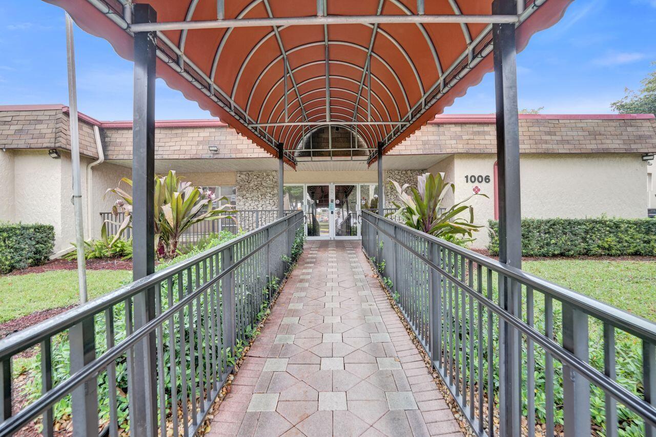 ORIOLE GOLF & TENNIS CLUB CONDO - Residential