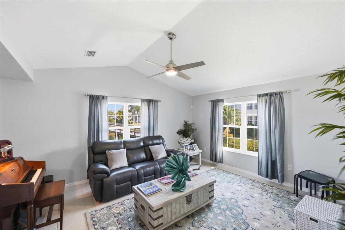 ''''''TOWN OF CONCORD CONDO, THE'''''' - Residential