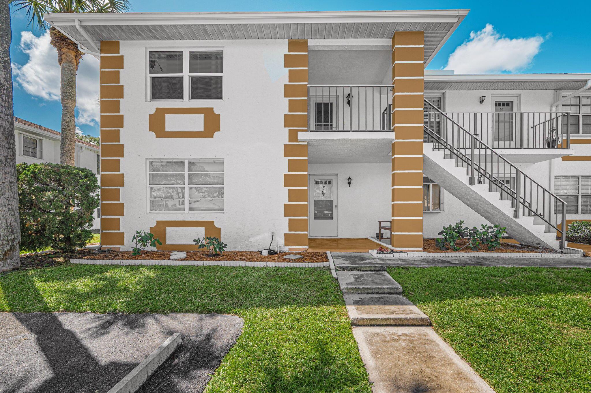 1221 S Lakes End Drive 1, Fort Pierce, FL, 34982/$172,000 2 1221 S Lakes End Drive 1