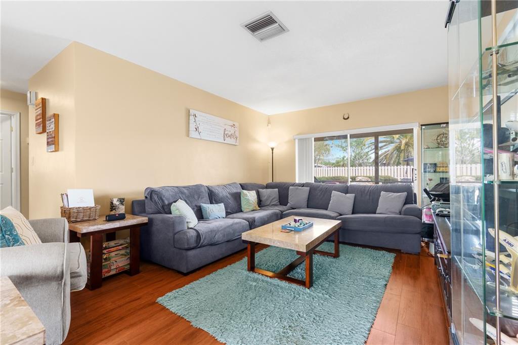 Mirror Lake Estates Sec F - Residential