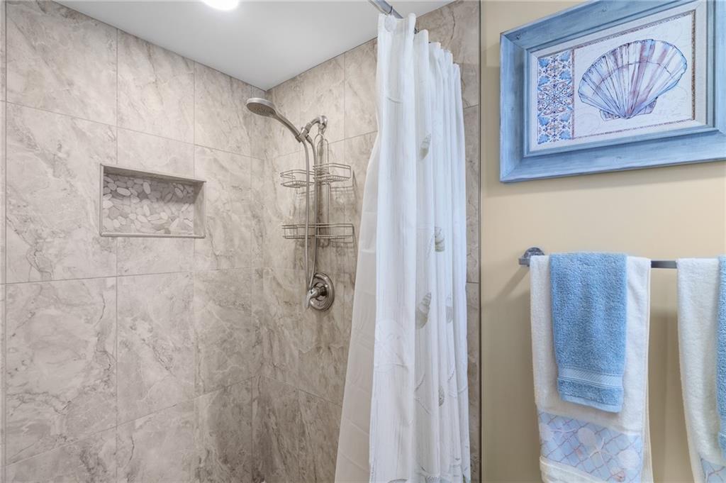 Mirror Lake Estates Sec F - Residential