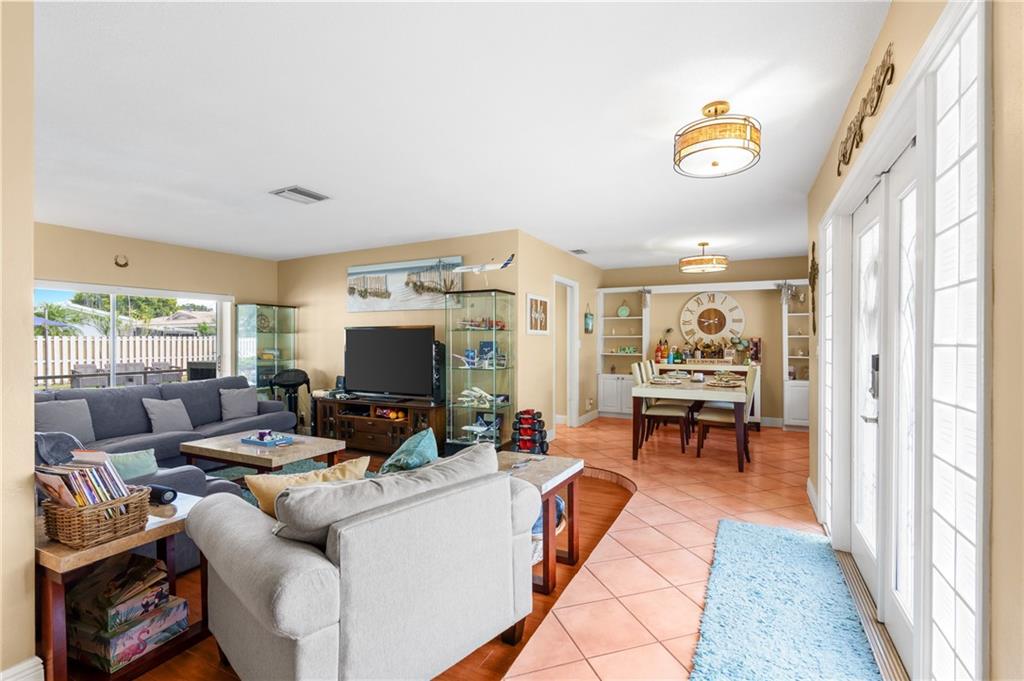 Mirror Lake Estates Sec F - Residential