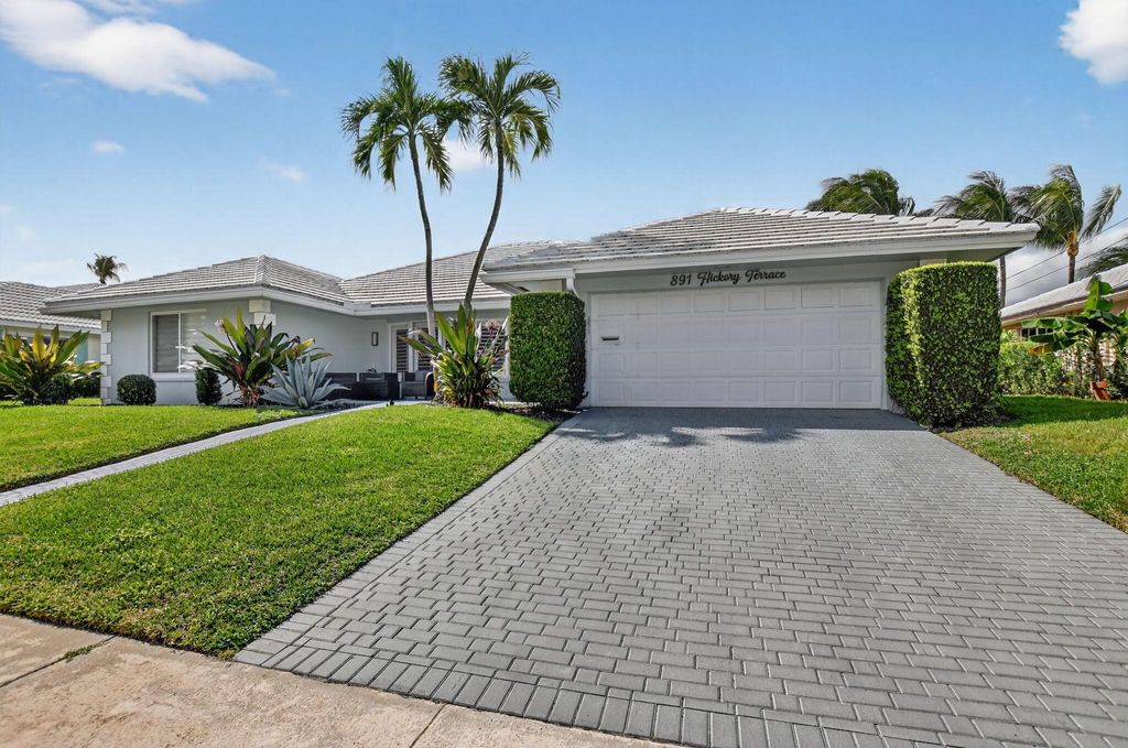 Photo of 891 SW Hickory Terrace, Boca Raton, FL 33486 (MLS # R11135594)