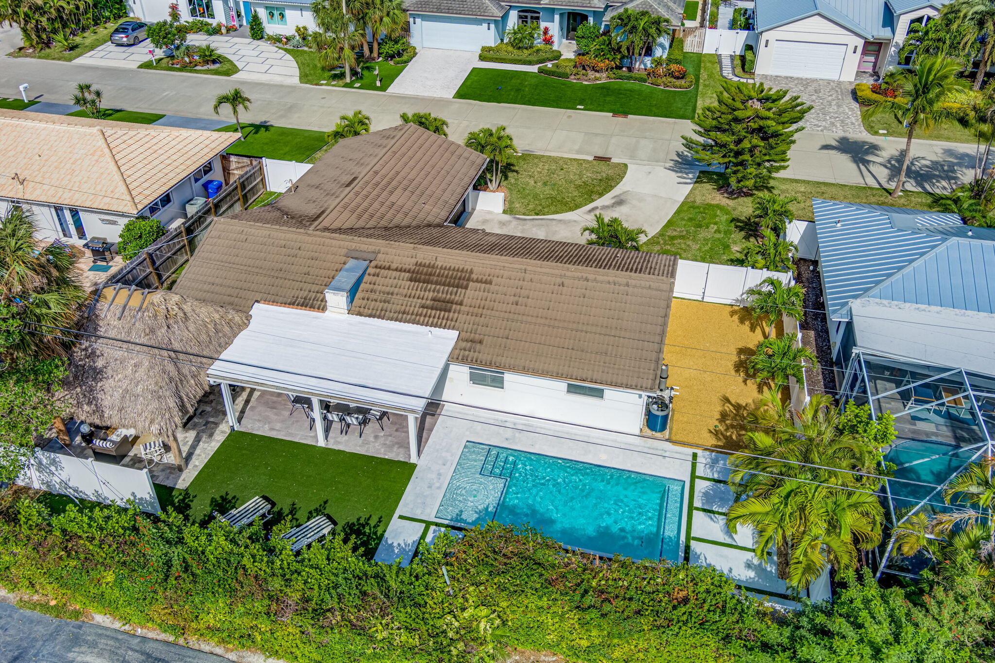 1261 Singer Drive