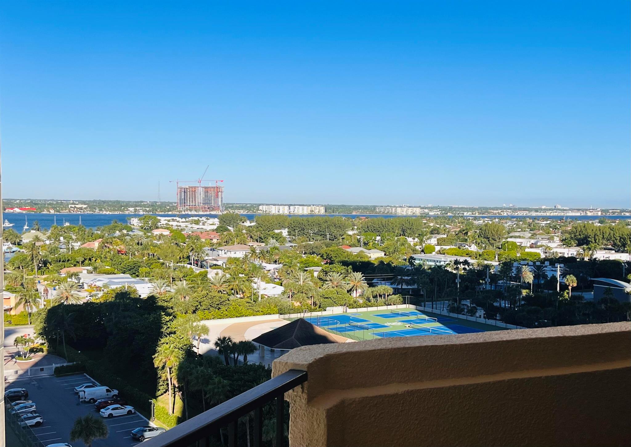 2800 N Ocean Drive A 12b