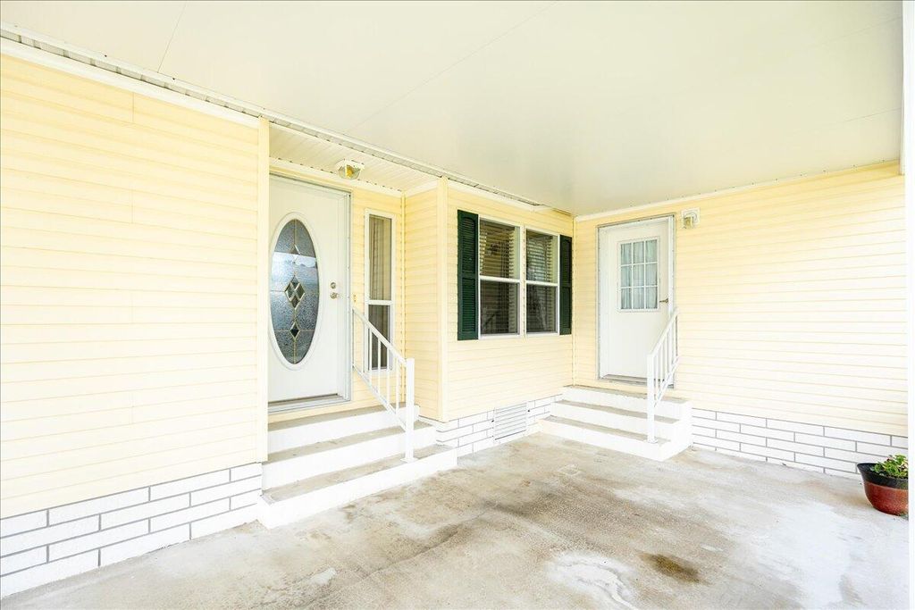 Photo of 464 Thames Bluff Ridge #42, Fort Pierce, FL 34982 (MLS # R11004736)