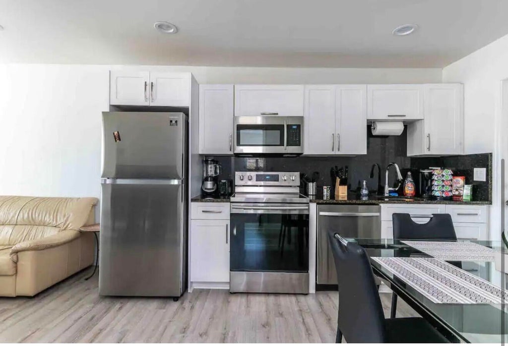 Photo of 2499 NE 2nd Avenue #B, Boca Raton, FL 33431 (MLS # B26024924)