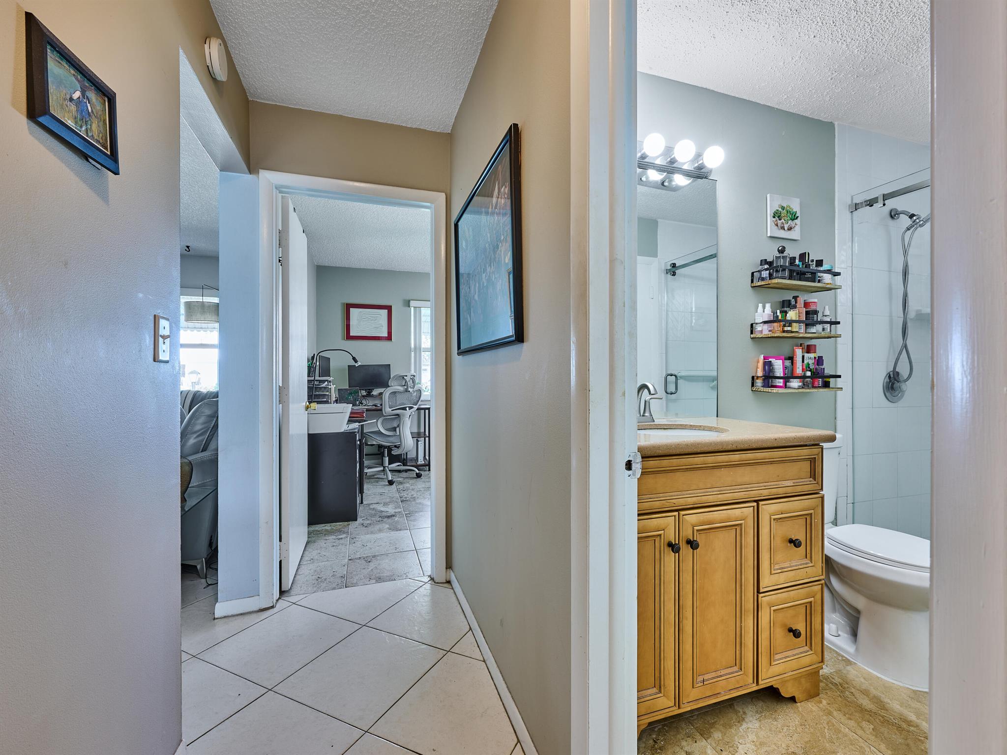 PALM BEACH LEISUREVILLE S - Residential Lease