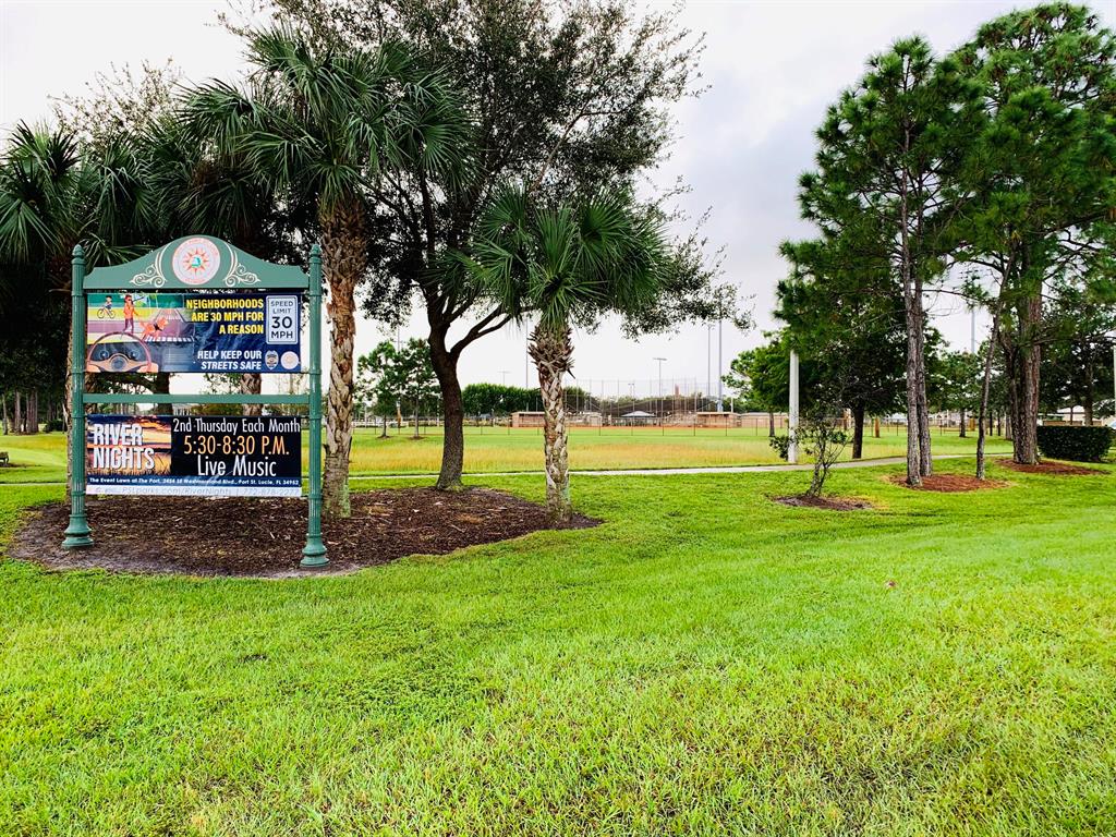 PORT ST LUCIE SECTION 18 - Residential