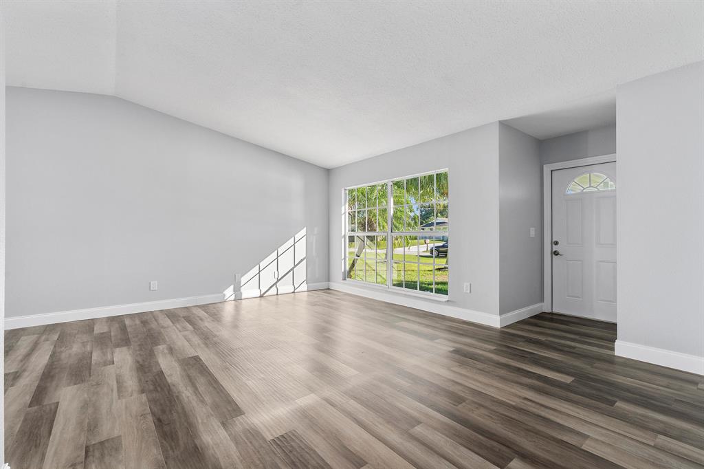 PORT ST LUCIE SECTION 18 - Residential