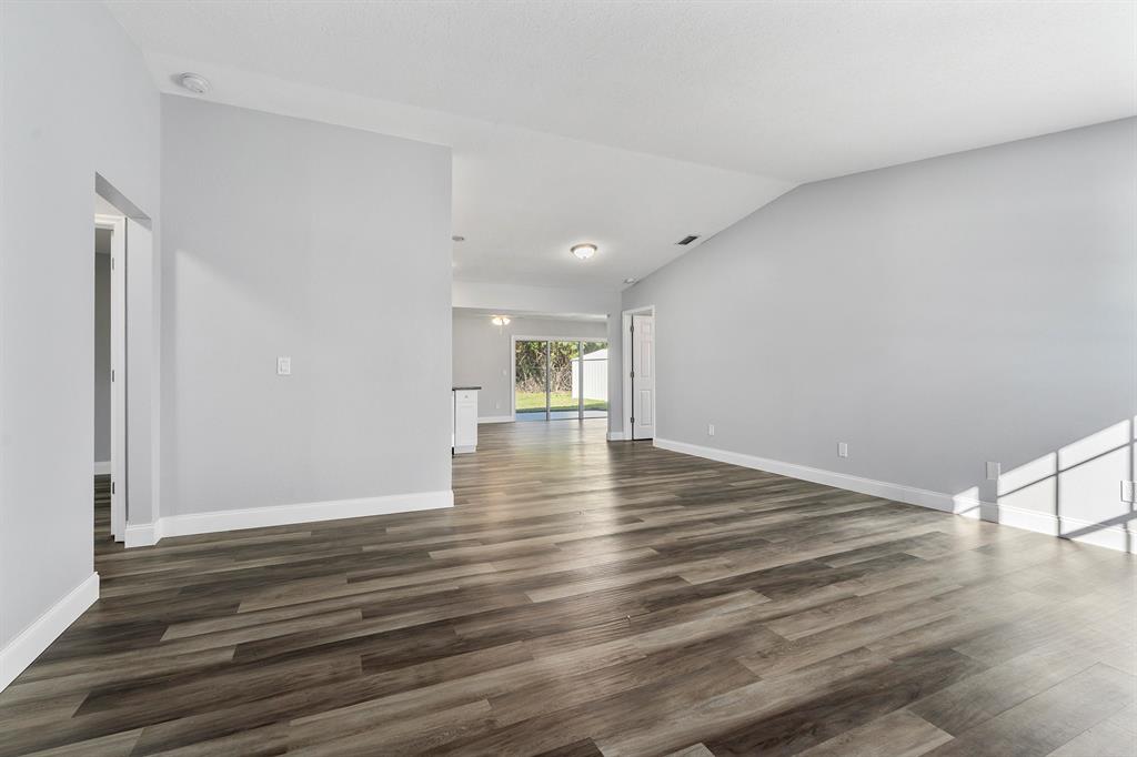 PORT ST LUCIE SECTION 18 - Residential