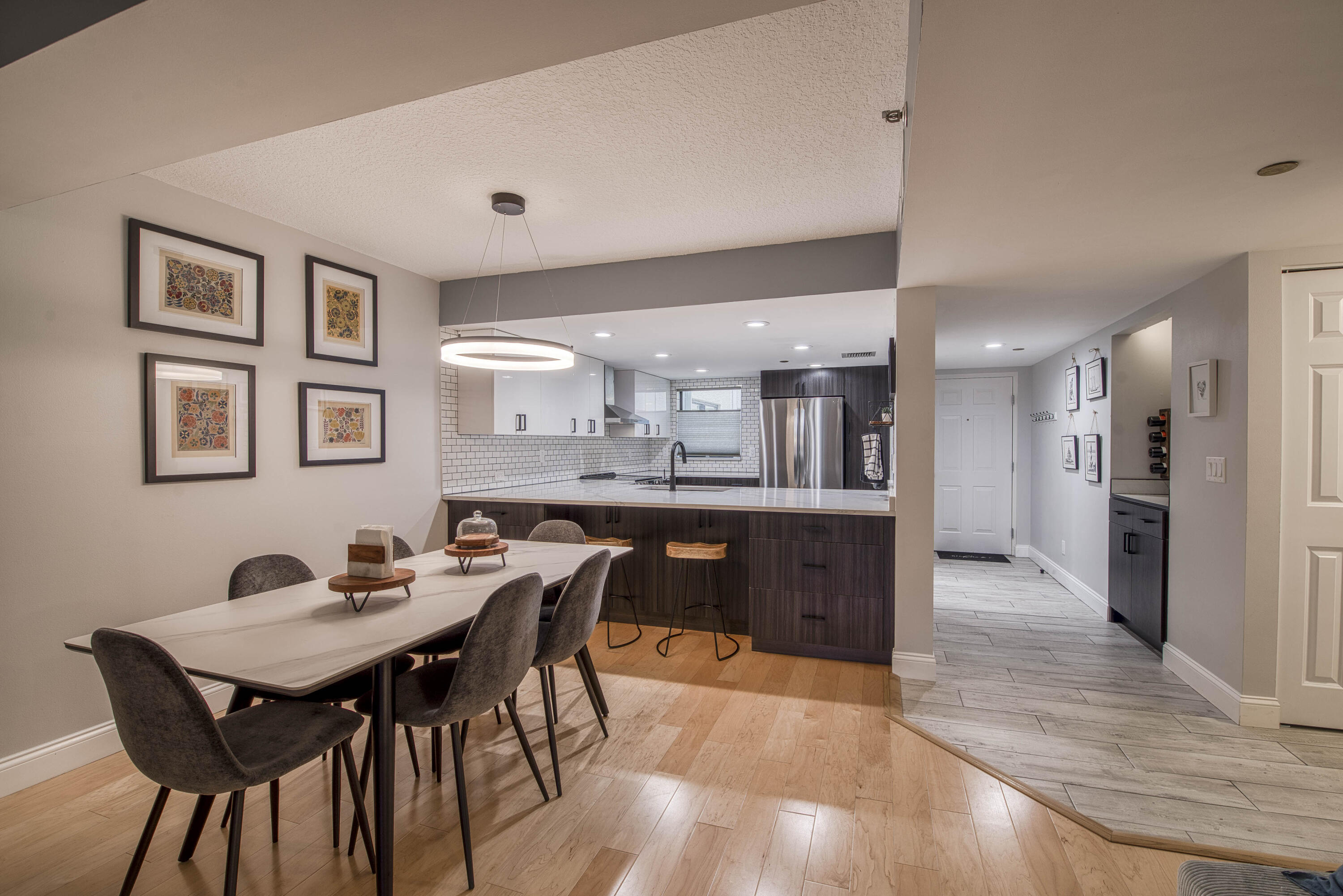 Oak Harbour Condo - Residential