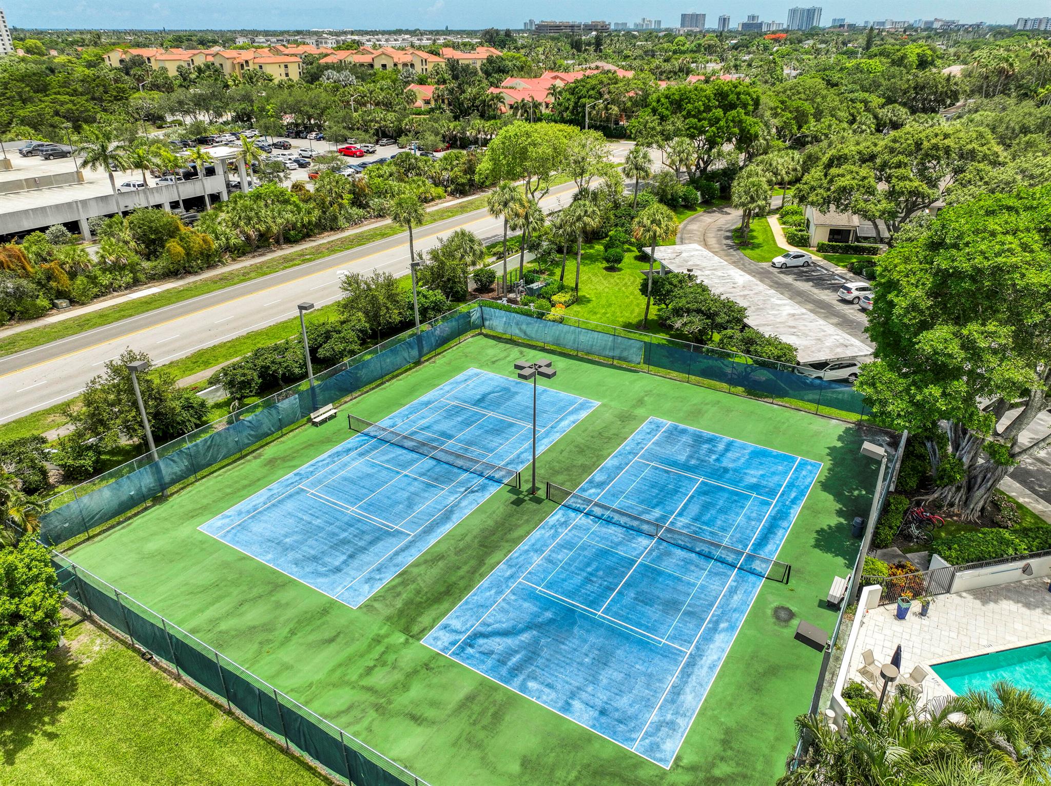 Oak Harbour Condo - Residential