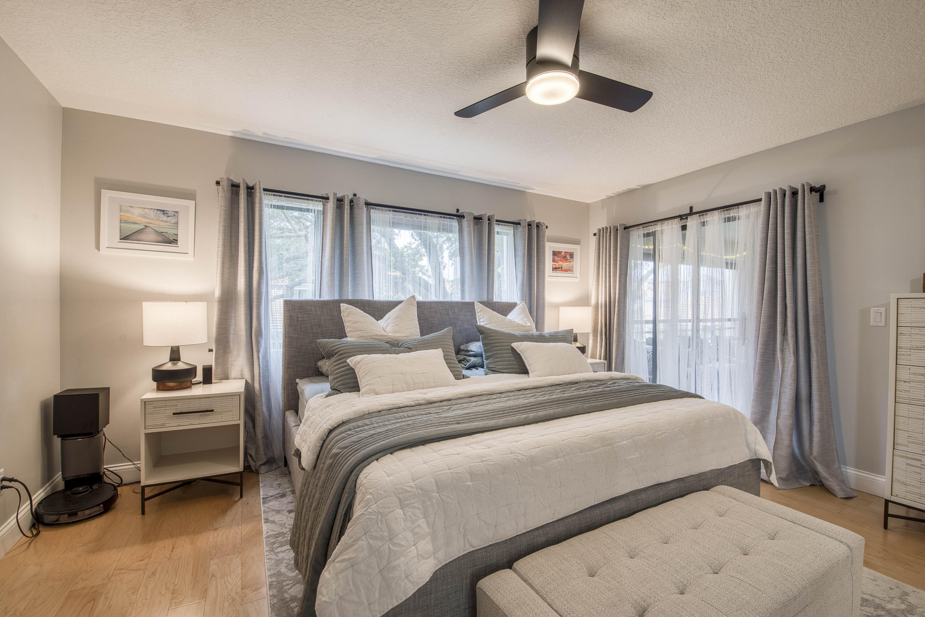 Oak Harbour Condo - Residential