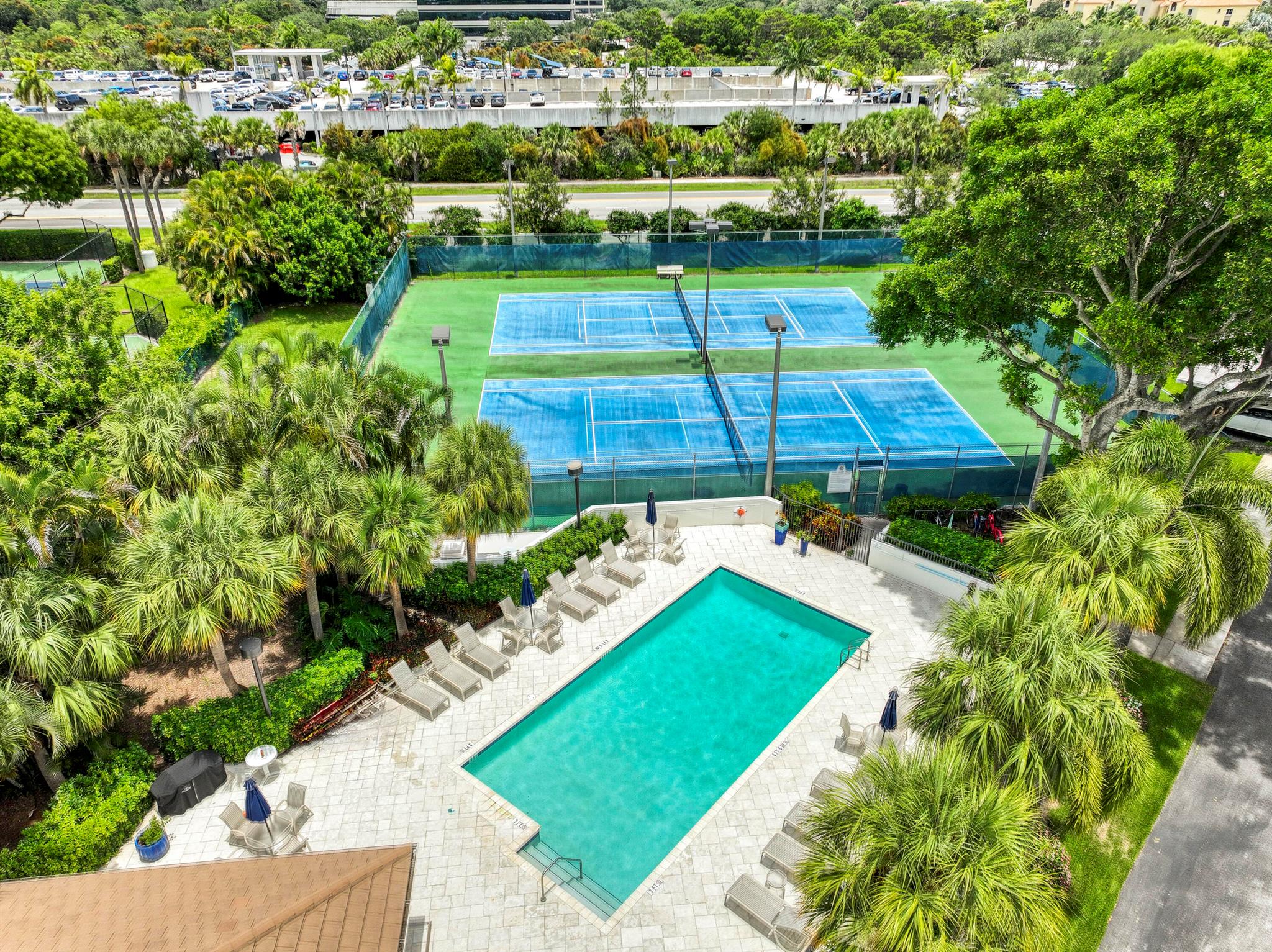 Oak Harbour Condo - Residential