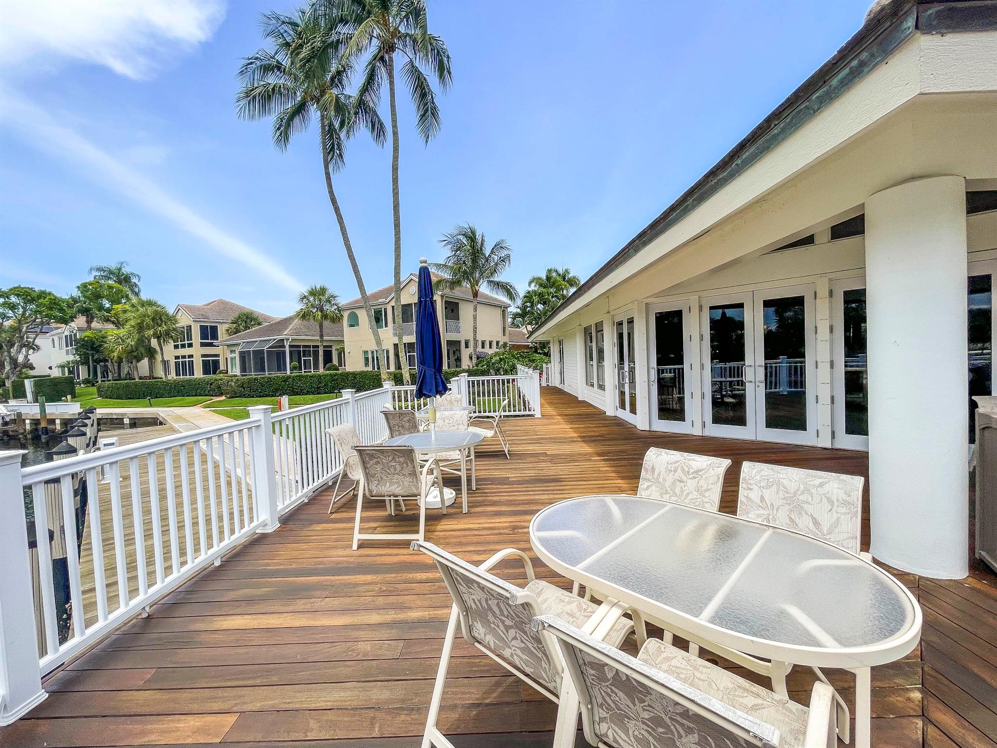 Oak Harbour Condo - Residential