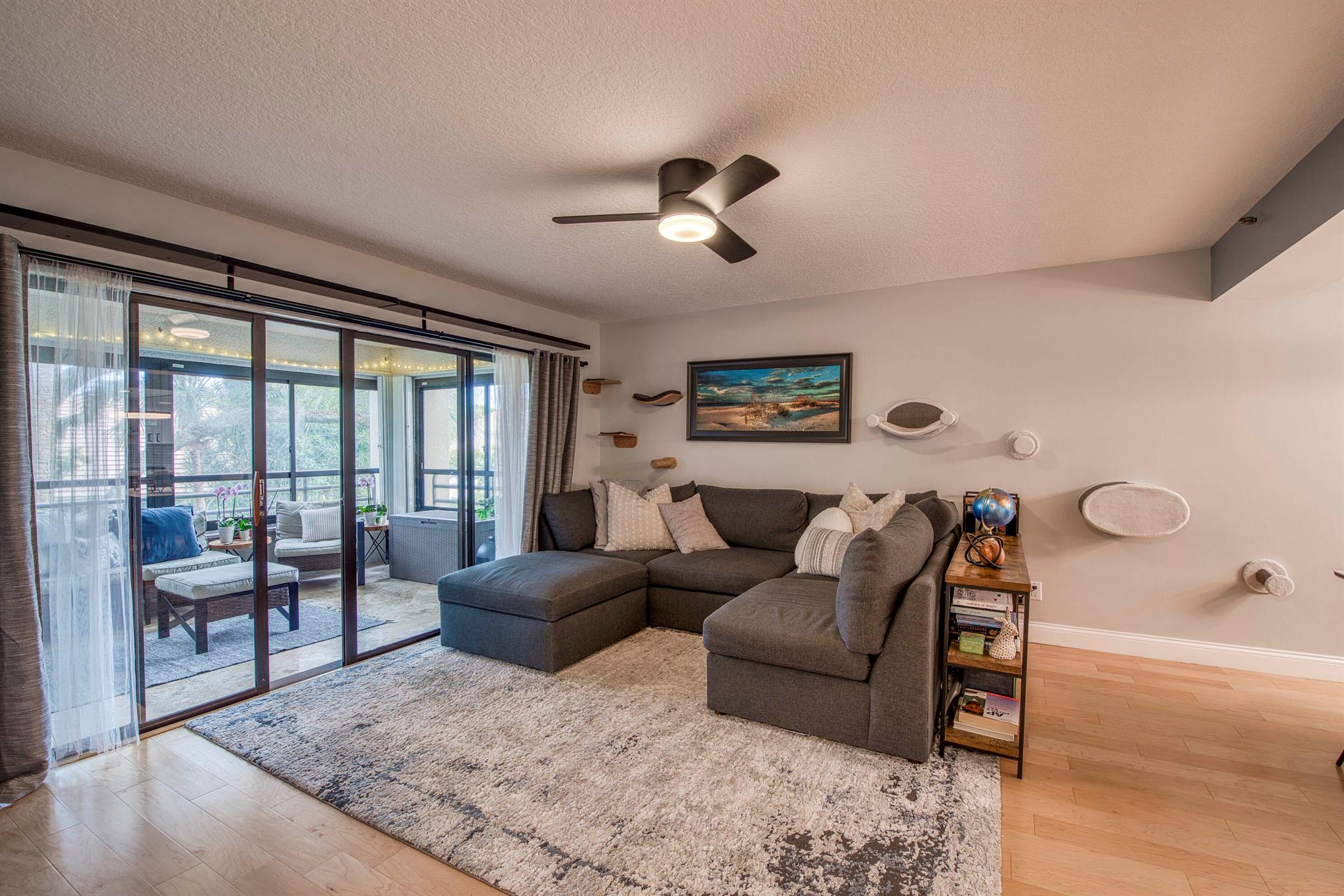 325 Oak Harbour Drive