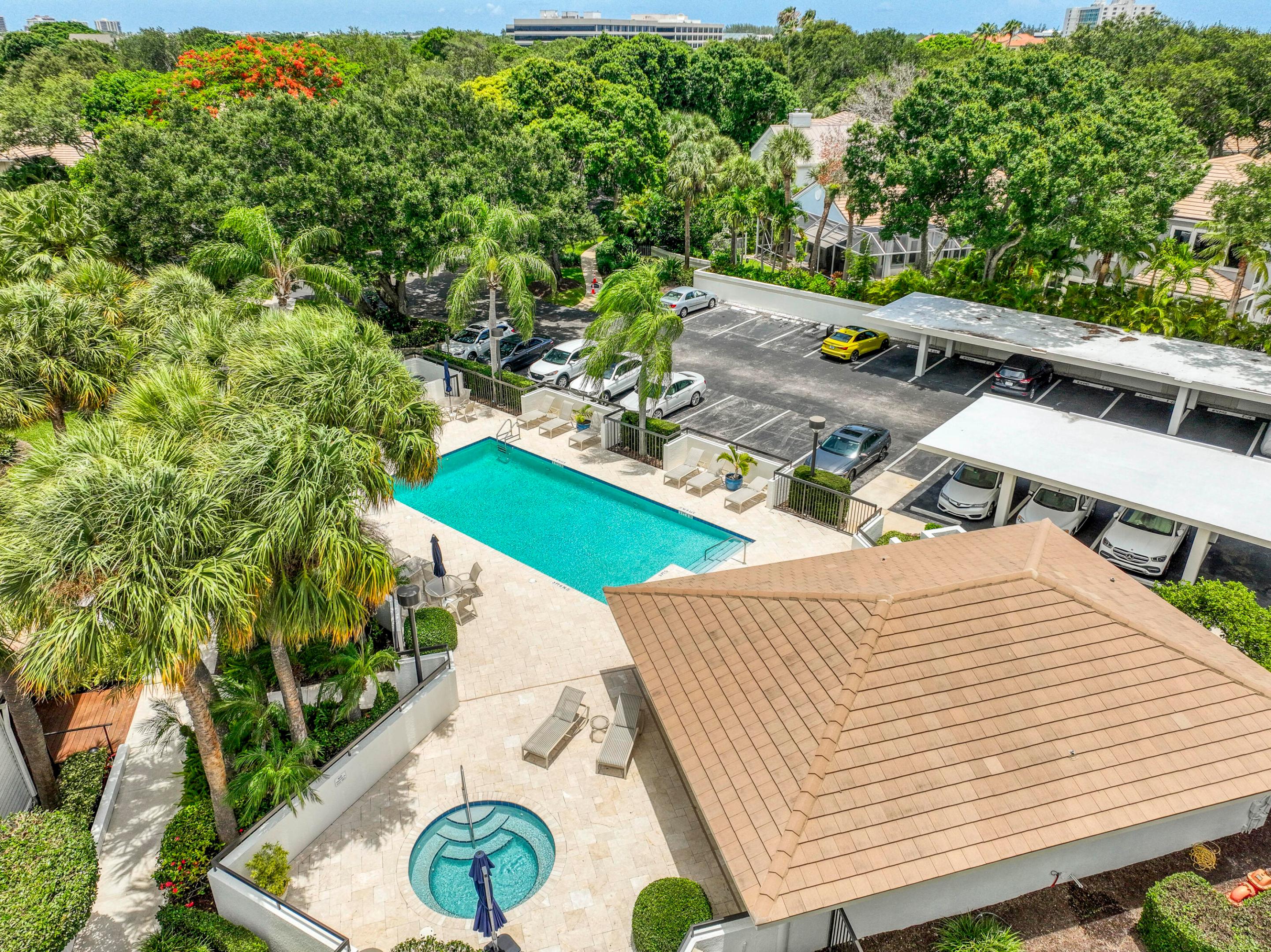 Oak Harbour Condo - Residential