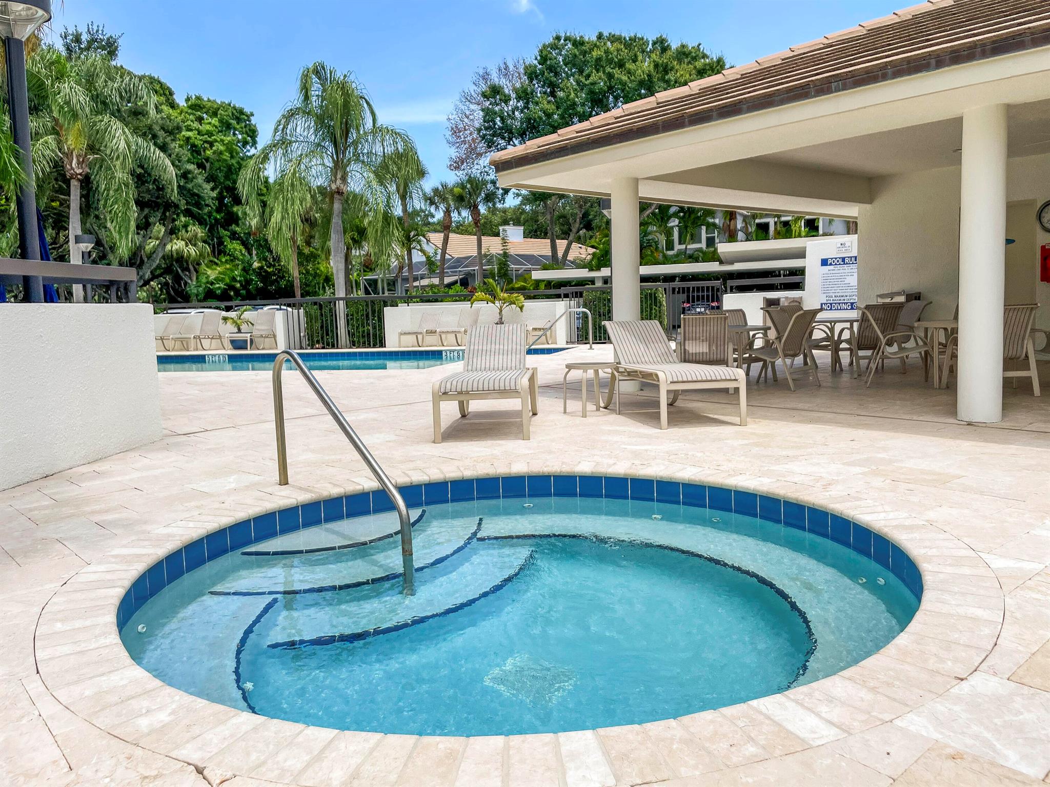 Oak Harbour Condo - Residential